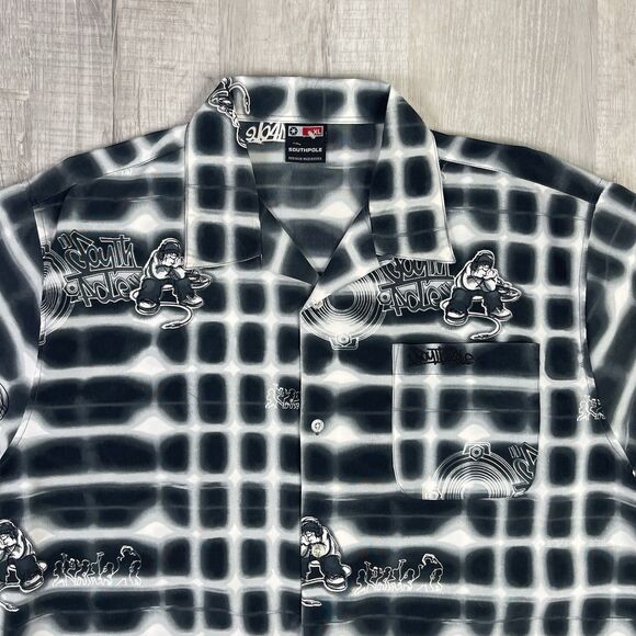 NEW SouthPole Short Sleeve Button Up Grey Silver Red Tab Baggy Shirt Men’s XL U - Picture 4 of 8